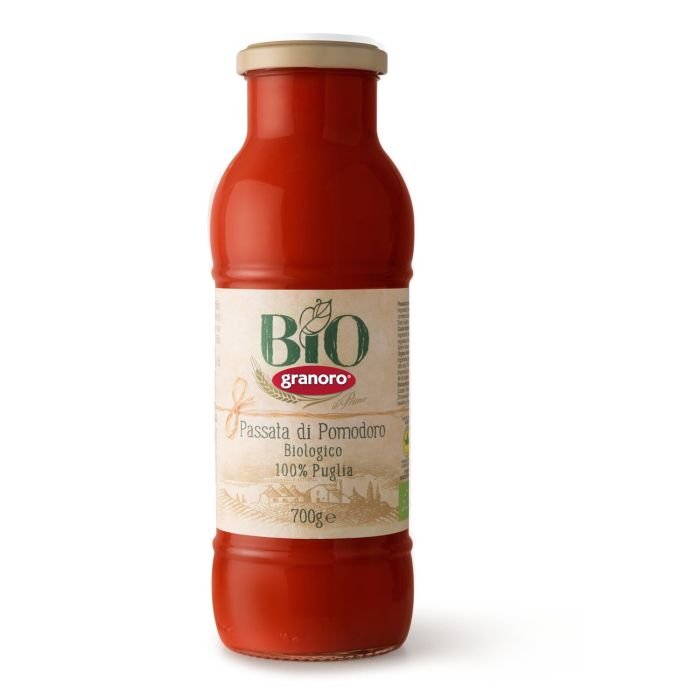 Organic Strained tomatoes 700g